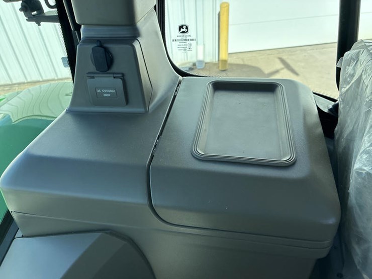 john-deere-8r-340-image-82