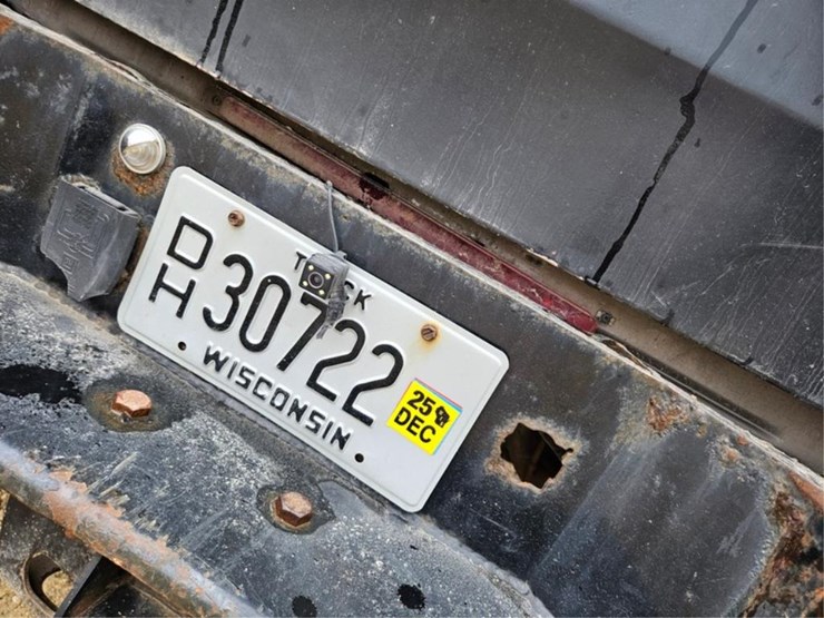 2008-chevrolet-3500-image-21