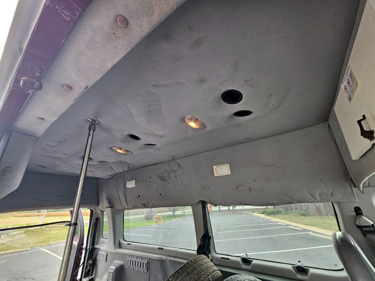 #21246-•-2007-ford-econoline-wagon-van-image-47