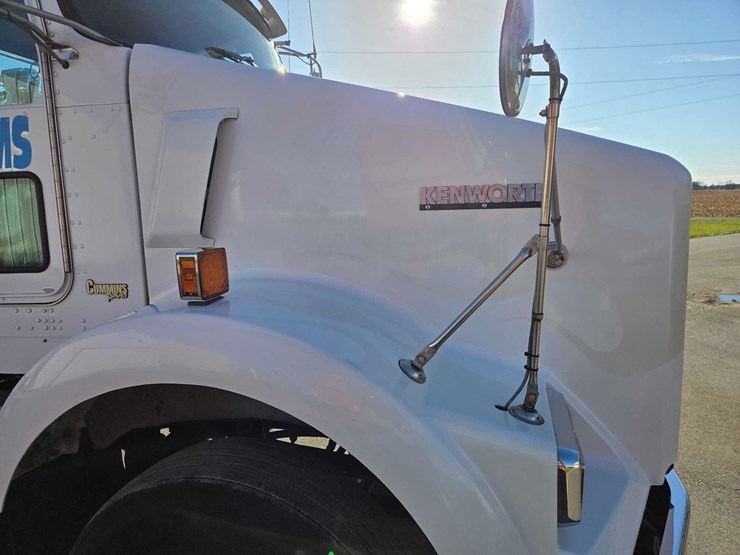 kenworth-t800-image-36