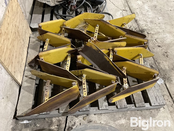 buffalo-cultivator-hiller/ridge-attachments-image-5