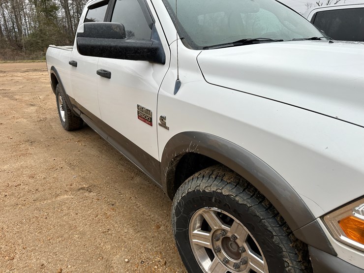 dodge-ram-2500-image-39