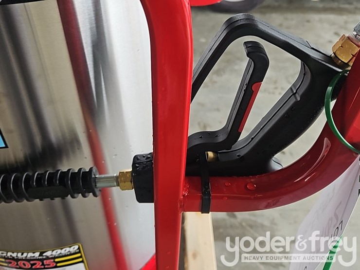 unused-magnum-4000-gold-pressure-washer,-15hp,-electric-start,-12v-system,-diesel-fire-burner-image-20