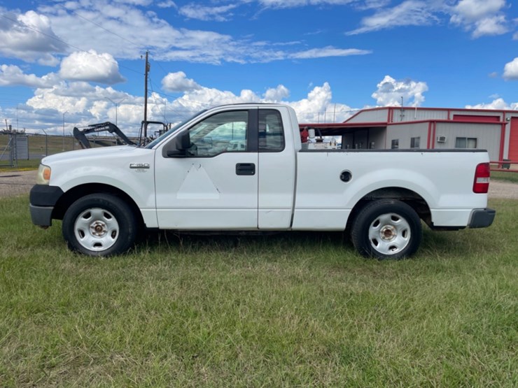2005-ford-f150-xl-image-4