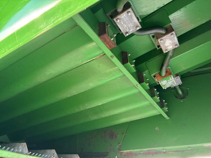 john-deere-7720-titan-ii-image-54