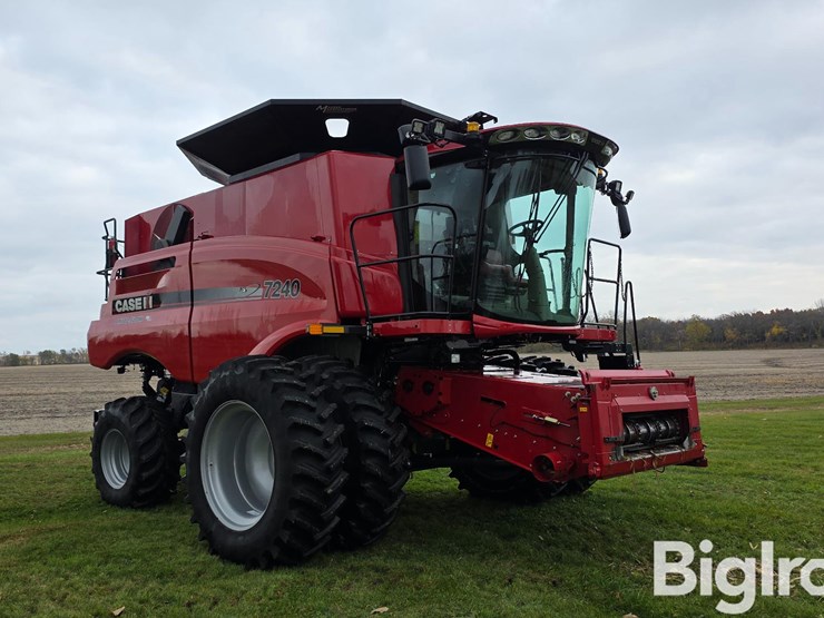 case-ih-7240-image-3