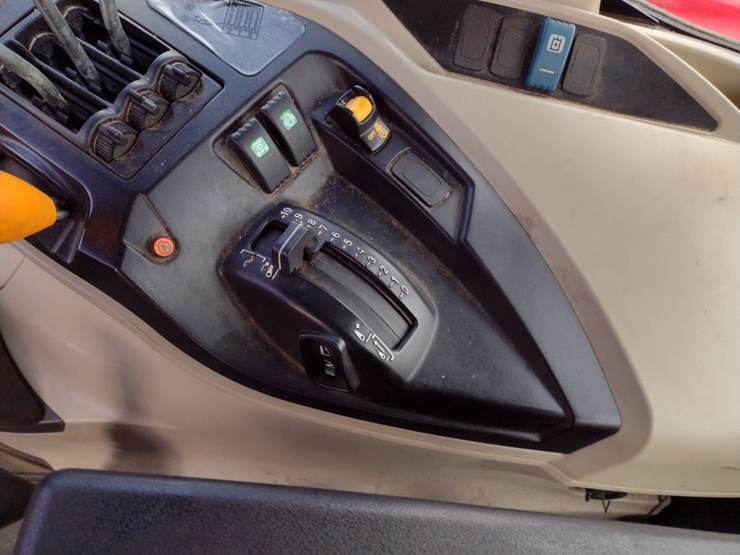 massey-ferguson-6713-image-11