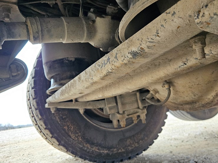 freightliner-122sd-image-116