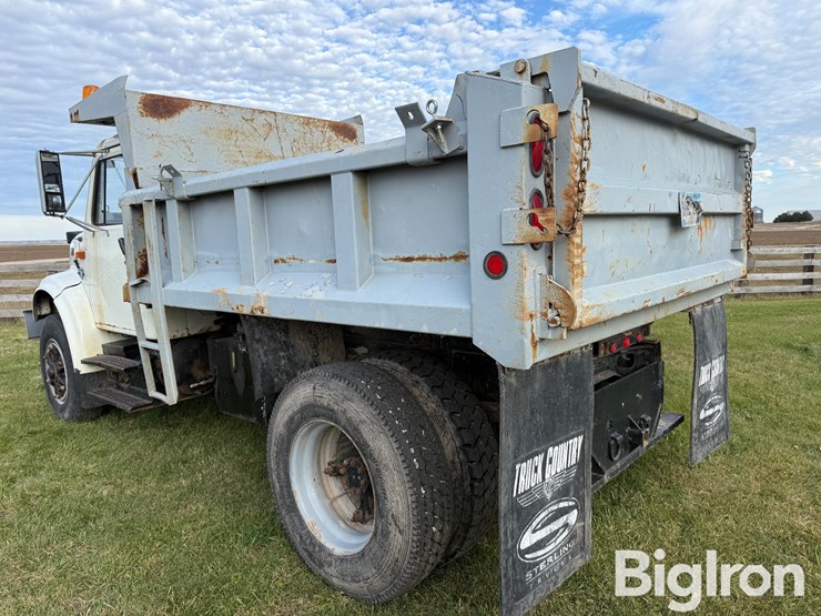 international-4700-image-7