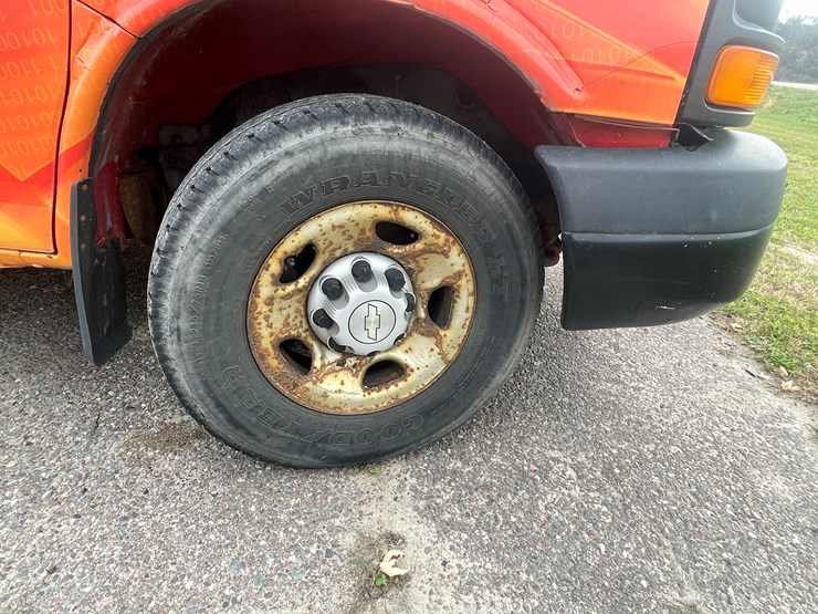 #1404-•-2006-chevy-cargo-van-(wi-title-in-delay)-image-81