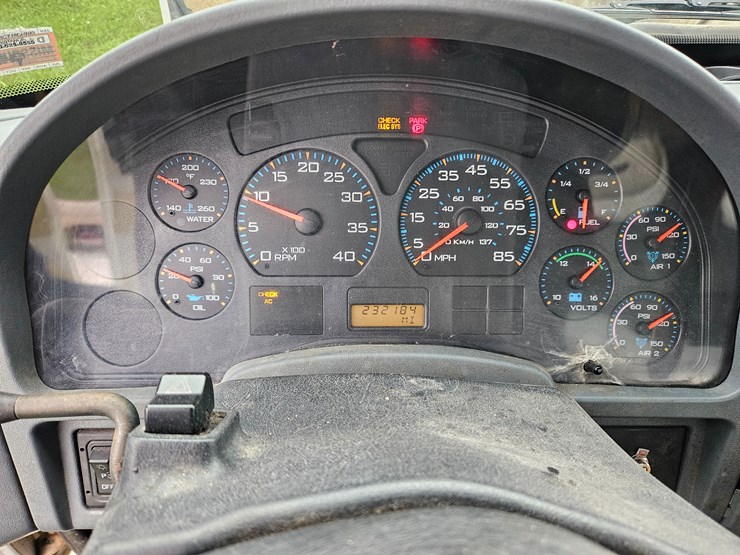 international-durastar-4400-image-64