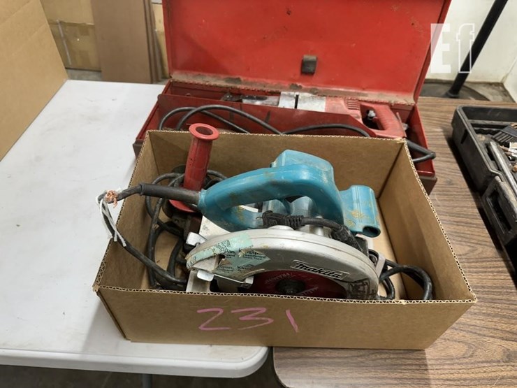 milwaukee-&-makita-power-tools-image-1