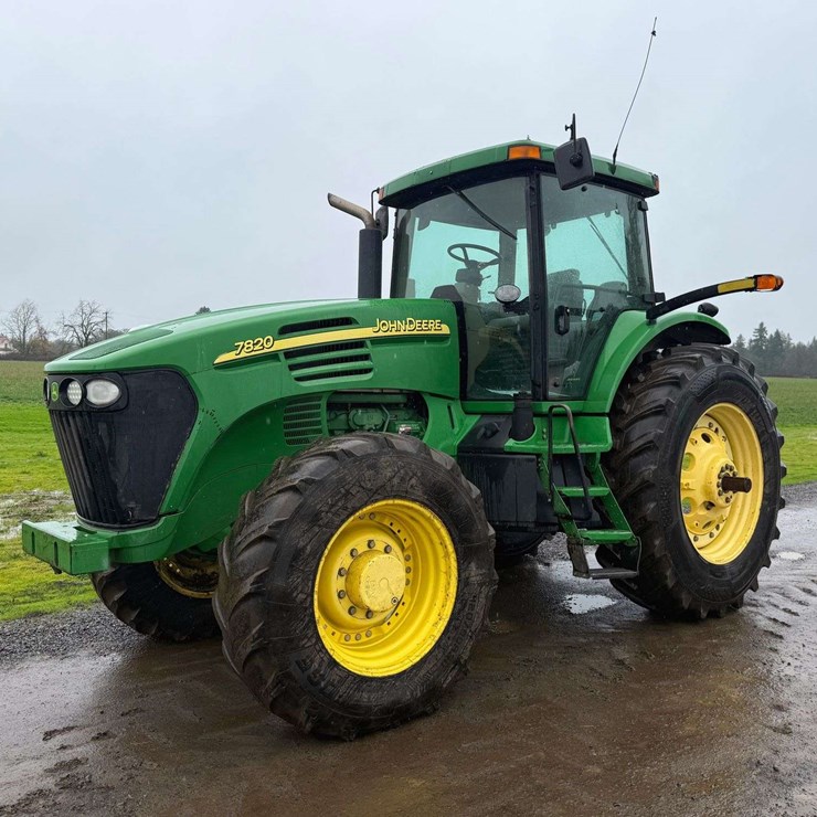 2003 JOHN DEERE 7820