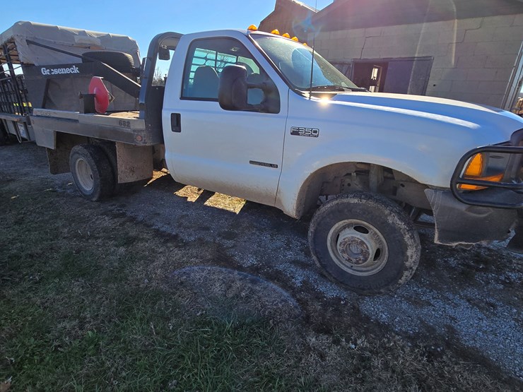 2001-ford-f350-image-1