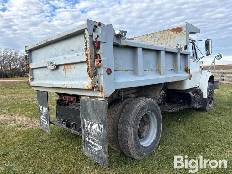 international-4700-image-5