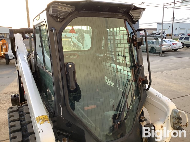 bobcat-t66-image-14