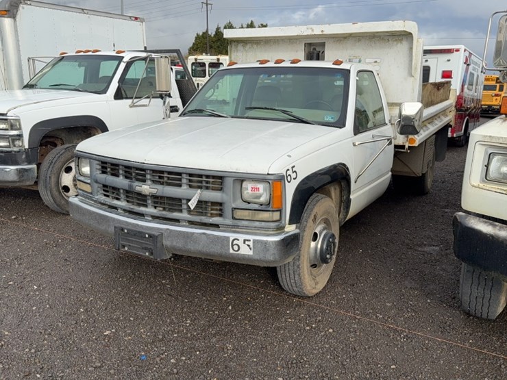chevrolet-3500-image-1