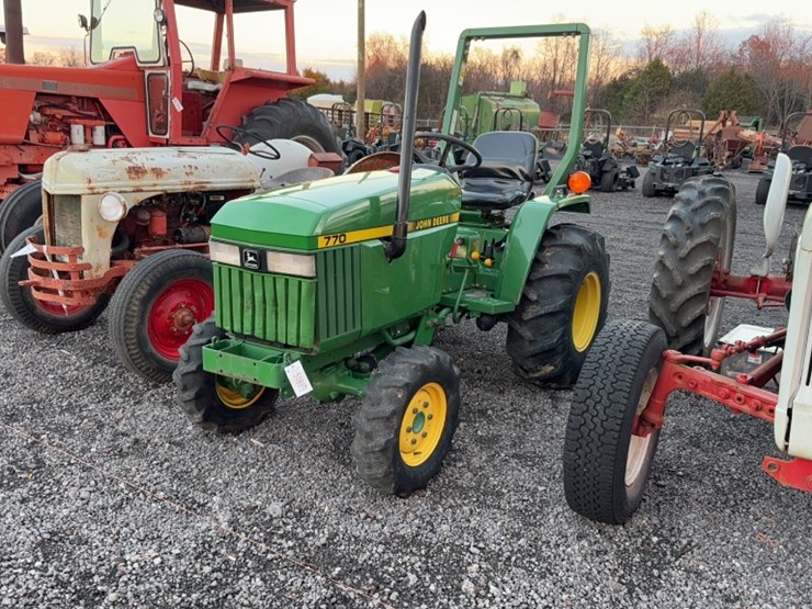 john-deere-770-image-1