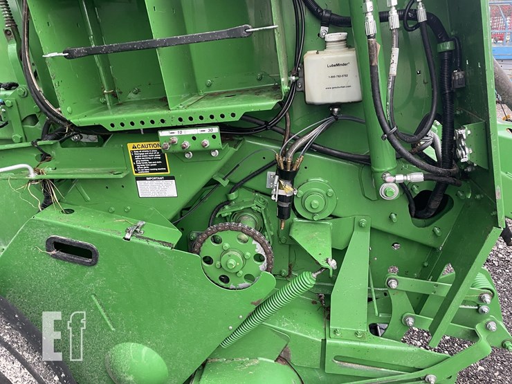 2022-john-deere-560m-image-15