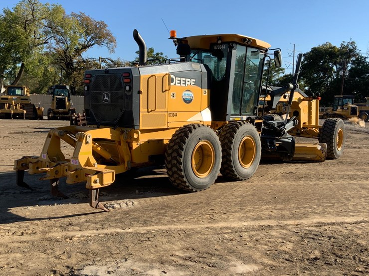 2016-deere-672g-image-5