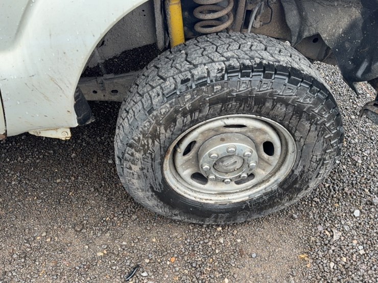 2011-ford-f250-image-4