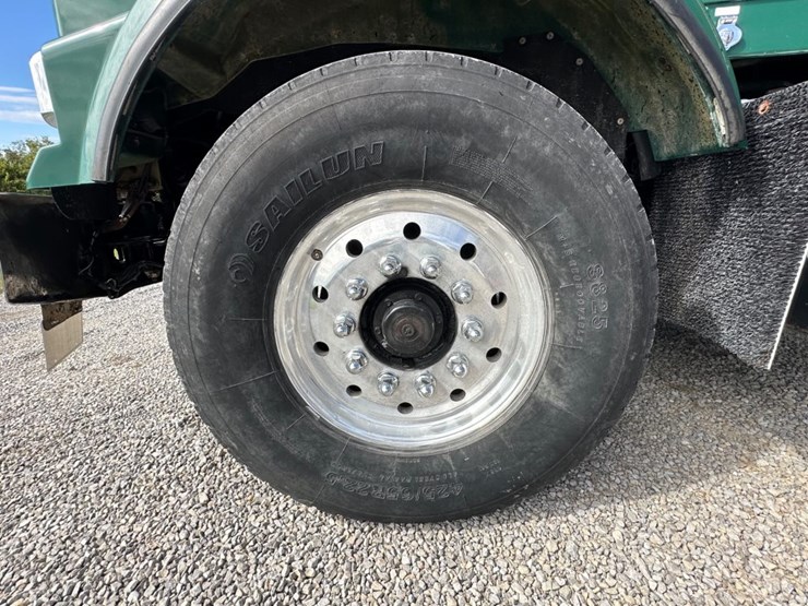 kenworth-t800-image-18