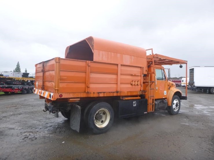 2000-international-4900-image-3