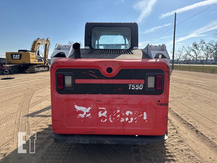 2016-bobcat-t550-image-7