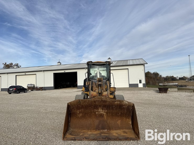 caterpillar-926m-image-2