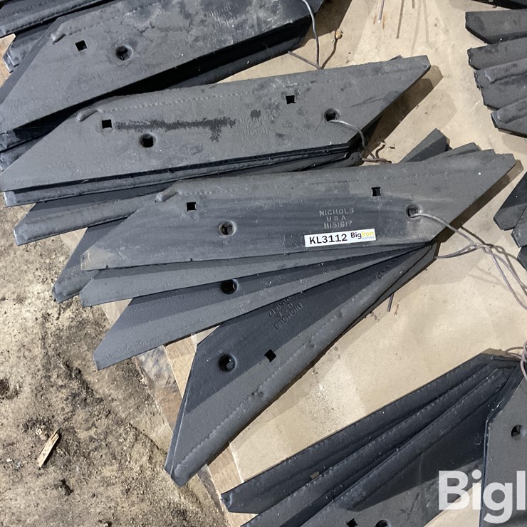 Nichols H151617 Hiniker Cultivator Blades