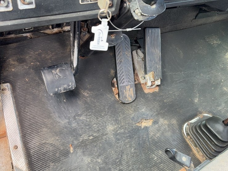 kenworth-t800-image-19