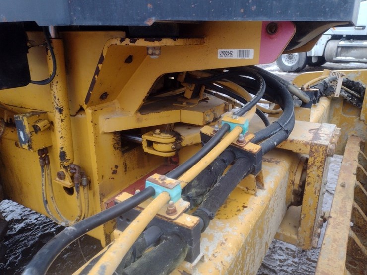 caterpillar-cp-563e-image-25