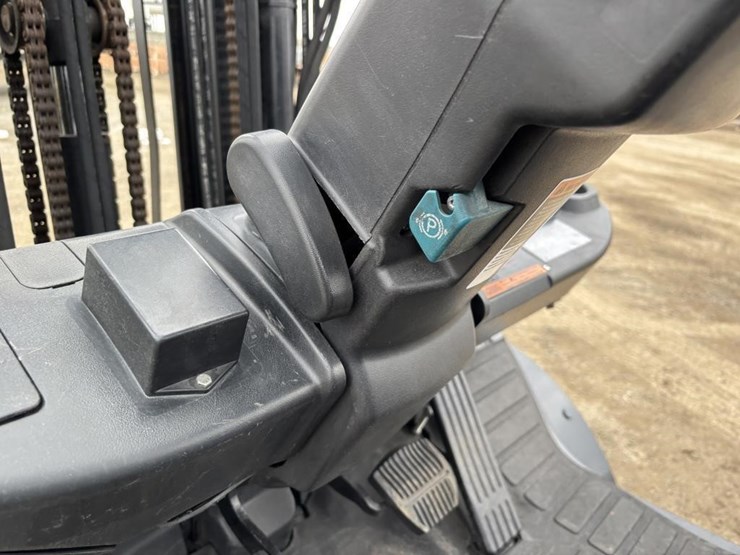 2018-toyota-8fgu25-image-20