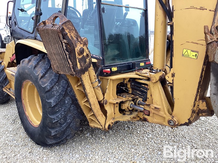 caterpillar-420d-image-15