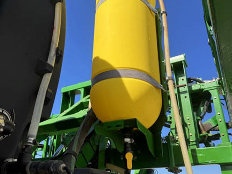 john-deere-r4038-image-17