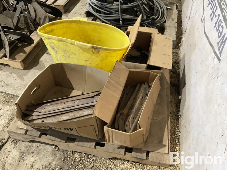 hiniker/buffalo-cultivator-blades-&-parts-image-6