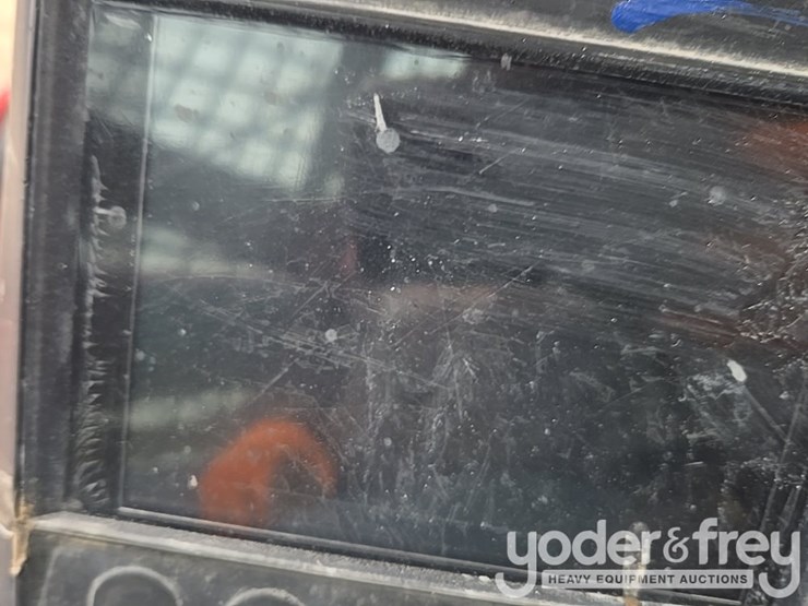 takeuchi-tl8r2-image-88