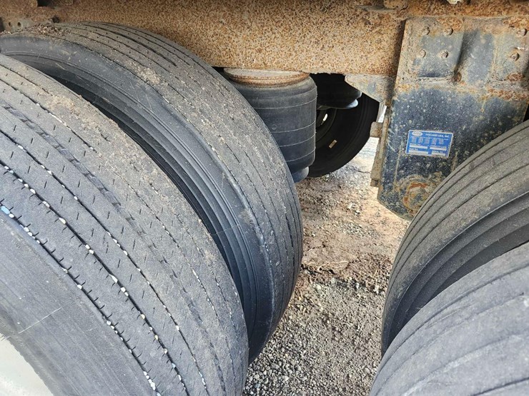 2010-wilson-hopper-bottom-image-8