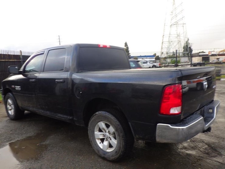 2018-dodge-1500-image-4