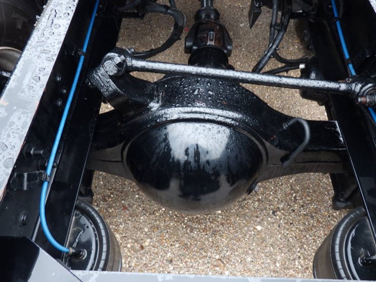 2019-freightliner-cascadia-116-image-10