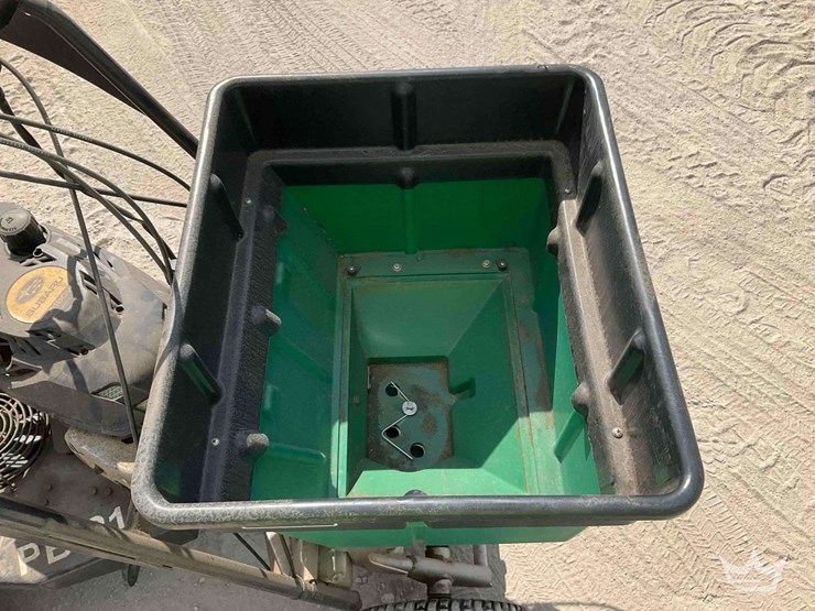 seed-spreader-image-10