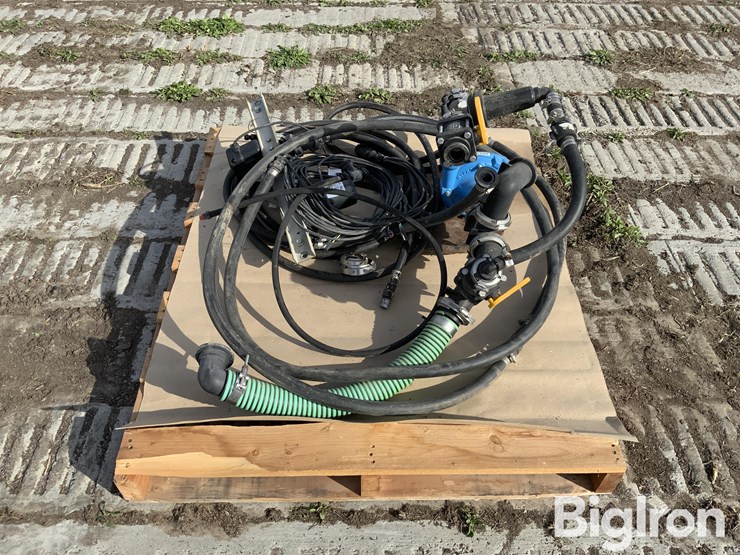 hypro-9303-hydraulic-fertilizer-pump-image-6