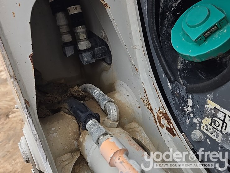 takeuchi-tl8r2-image-45