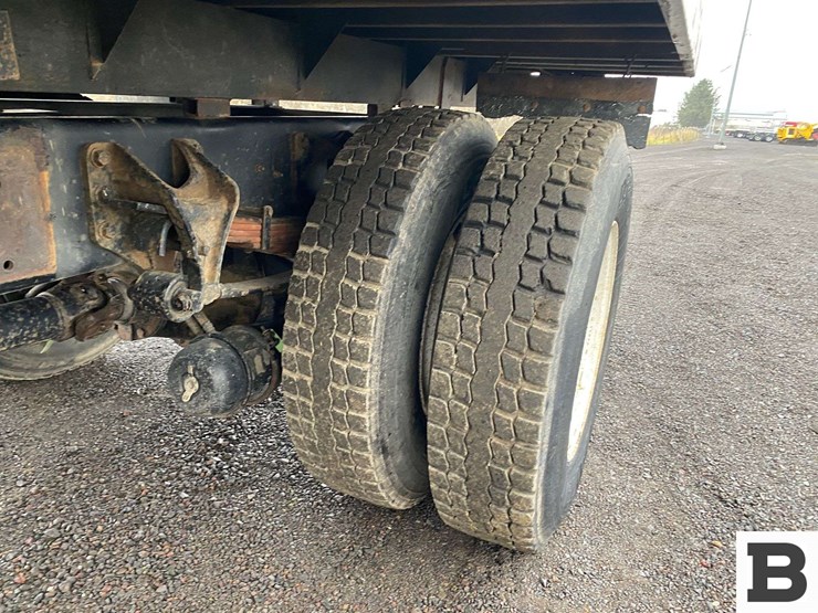 2006-ford-f750-image-21