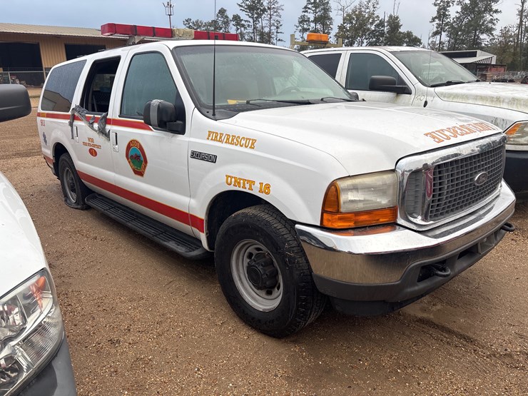 ford-excursion-image-2