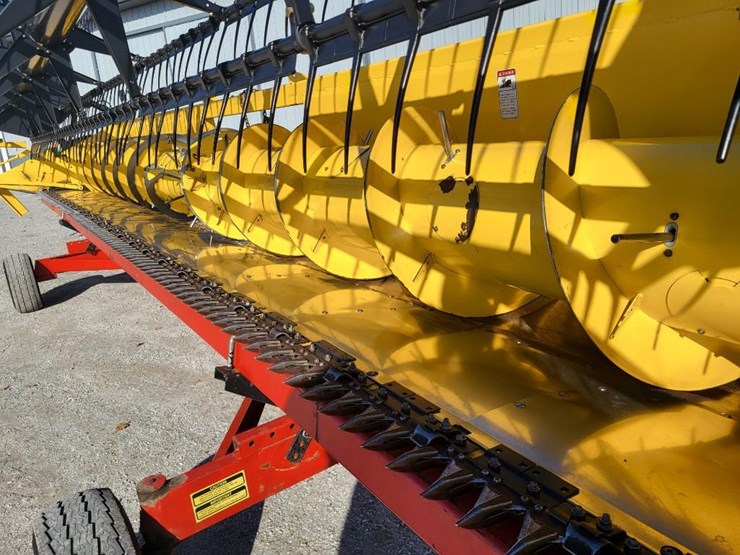 new-holland-74c-image-17