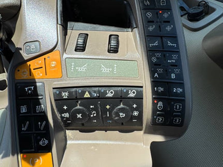 john-deere-r4038-image-77