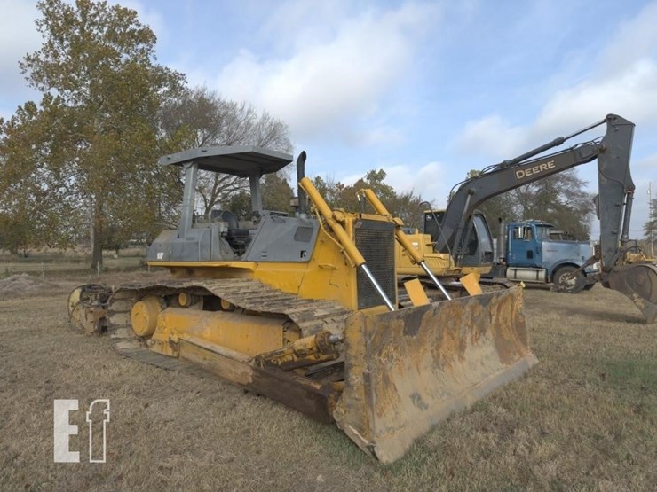 komatsu-d65px-12-image-4