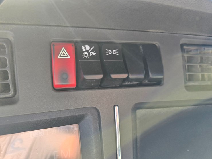 kenworth-t880-image-99