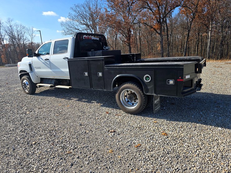 chevrolet-silverado-5500hd-image-16